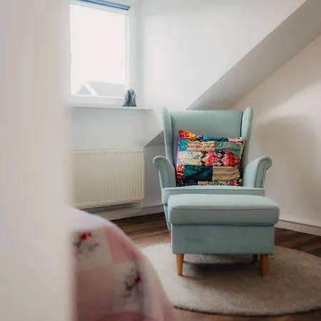 Naehe Messe, Flughafen Bmw & Porsche Villa