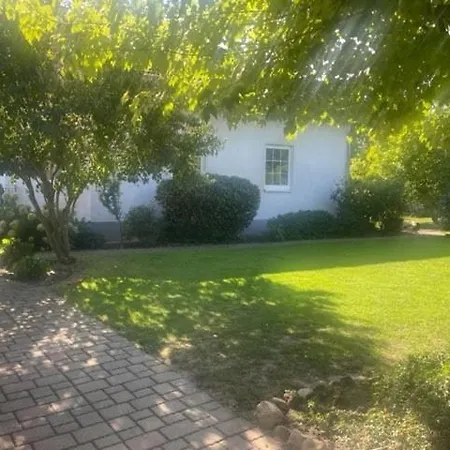 Naehe Messe, Flughafen Bmw & Porsche Leipzig