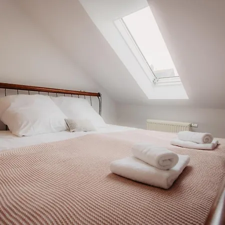 Naehe Messe, Flughafen Bmw & Porsche * Leipzig