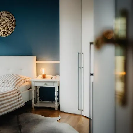 Naehe Messe, Flughafen Bmw & Porsche Leipzig