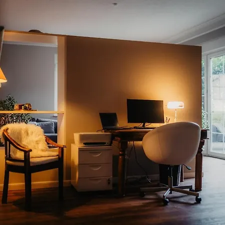 Villa Naehe Messe, Flughafen Bmw & Porsche